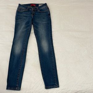 Guess - Size 26 - Full length jeans - Stretch material - Like new
